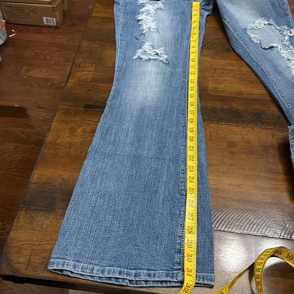Jeans - Picture 11 of 11